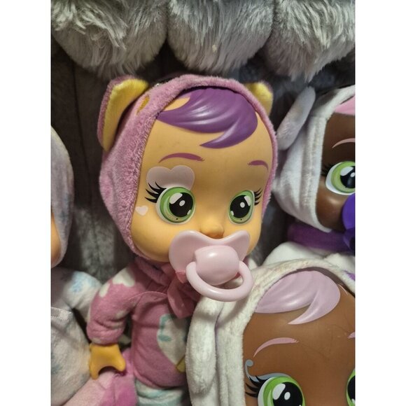 Lot Of 6 Cry Babies Tiny Cuddles dolls With Pacis Christmas Valentines Easter - Picture 6 of 7